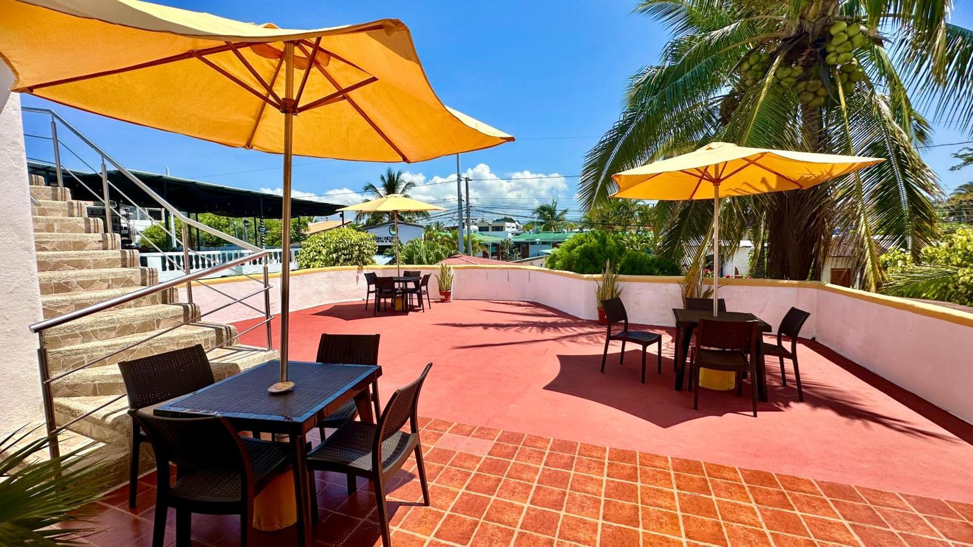 Hostal Suenos Silvestres Puerto Ayora  Exterior foto